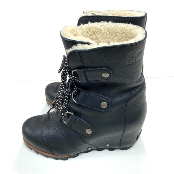 Sorel Joan Of Arctic Wedge Mid Shearling Boot in Black Size 6 NL2703-010 - Picture 6 of 14